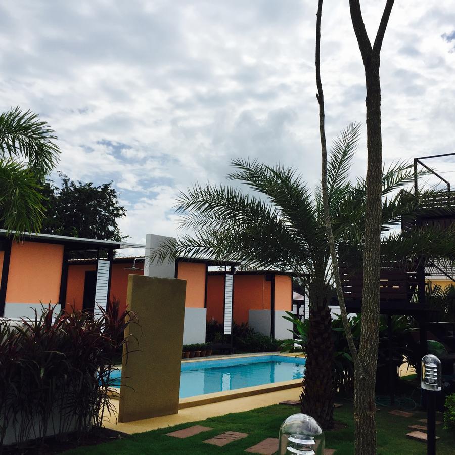 Ban Sumalai Hotel Rayong Eksteriør billede