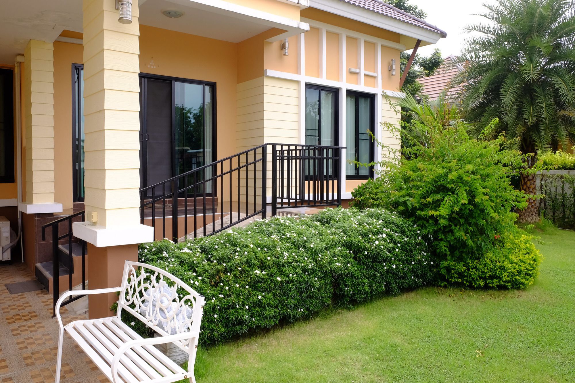 Ban Sumalai Hotel Rayong Eksteriør billede