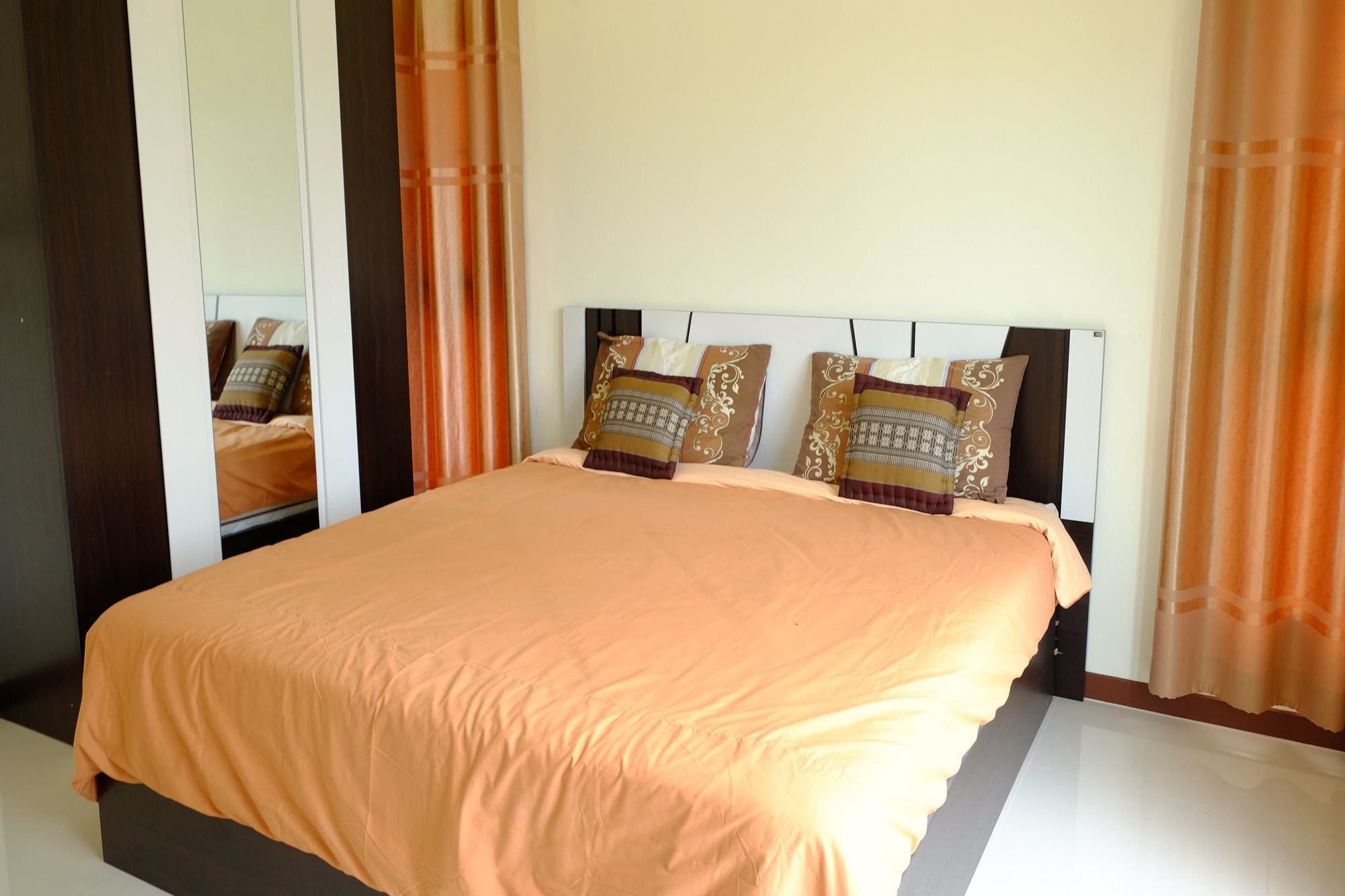 Ban Sumalai Hotel Rayong Eksteriør billede